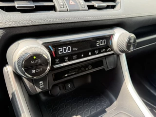 Toyota RAV4 Toyota RAV4 2.5 Hybrid Dynamic+ Navi PDC Led 10 jaar garantie! - afbeelding nr 17