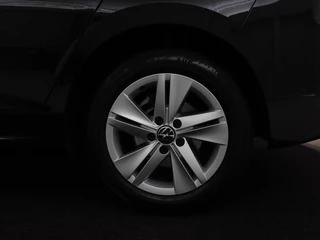 Volkswagen Golf Volkswagen Golf 1.0 TSI Life | Stoel & stuurverwarming | Carplay |  Adaptive cruise | Navigatie | Sfeerverlichting | Full LED | Parkeerhulp | Getint glas - afbeelding nr 30