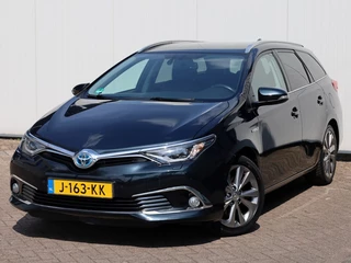 Toyota Auris Toyota Auris Touring Sports 1.8 Hybrid Executive | Half Leder | Park-Assist | LED Koplampen - afbeelding nr 30