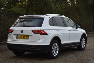 Volkswagen Tiguan | NL-Auto | Afn.trekhaak | Carplay | DAB | Adapt.Cruise Contr | LM-Velgen | NAP - afbeelding nr 26