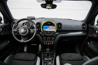 MINI Countryman MINI Countryman 2.0 John Cooper Works 306pk ALL4 | Alle opties | Panodak | H&K | Adapt onderstel | 19 inch | NL Auto | - afbeelding nr 15