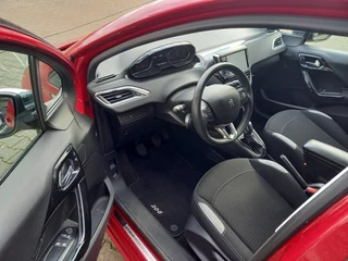 Peugeot 208 - afbeelding nr 13