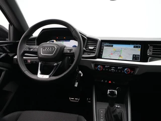 Audi A1 Sportback Audi A1 Sportback 25 TFSI 95 pk S-Tronic S line S Edition Sportstoelen 18'' Velgen Navigatie 47 - afbeelding nr 15