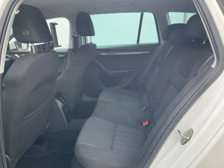 Škoda Octavia Škoda Octavia Combi 1.5 TSI 150pk Automaat Trekhaak Carplay Stoelverw Cruise NL-Auto! - afbeelding nr 7
