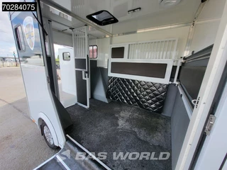 Renault Master Renault Master 165PK Paardenwagen Hengstenuitvoering Navi LED Trekhaak Airco Cruise Camera Euro6 Horsetruck 15m3 Airco Trekhaak Cruise control - afbeelding nr 9