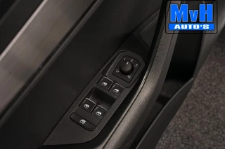 Škoda Karoq Skoda Karoq 1.5 TSI ACT Style Business|LUXE|CAMERA|TREKH|LED - afbeelding nr 48
