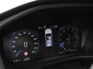 Volvo XC60 Volvo XC60 T8 407PK AWD / Inscription / panoramadak / 360° / LED - afbeelding nr 18