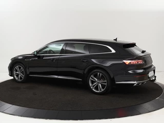 Volkswagen Arteon Volkswagen Arteon Shooting Brake 1.4 TSI eHybrid R-Line | Trekhaak | Stoelverwarming | Carplay | Leder/Alcantara | Adaptive cruise | Achterbankverwarming | Camera | Navigatie | Half leder - afbeelding nr 2