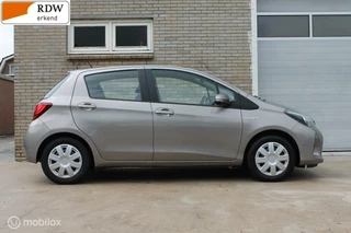 Toyota Yaris Toyota Yaris 1.5 Hybrid Aspiration 75PK Trekhaak Camera cruise - afbeelding nr 8