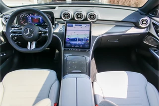 Mercedes-Benz C-Klasse Mercedes-Benz C-Klasse Estate 300e AMG | VOL OPTIE! | Burmester | HuD | Pano - afbeelding nr 5