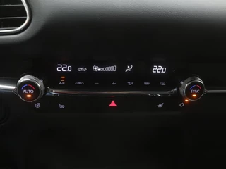 Mazda CX-30 Mazda CX-30 2.0 e-SkyActiv-G Exclusive-line automaat met Black Comfort Pack : dealer onderhouden - afbeelding nr 35