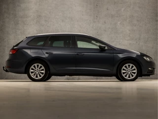 SEAT Leon SEAT Leon ST 1.5 TSI Sport 150Pk Automaat (NAVIGATIE, CLIMATE, CAMERA, KEYLESS, SPORTSTOELEN, TREKHAAK, PARKEERSENSOREN, CRUISE, NIEUWSTAAT) - afbeelding nr 4