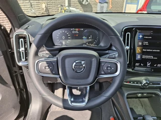Volvo XC40 Volvo XC40 1.5 T5 Plug-in hybrid Ultimate Dark | Panoramadak | Harman/Kardon | Trekhaak | - afbeelding nr 22