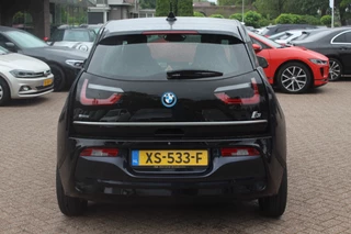 BMW i3 BMW i3 Basis 120Ah 42 kWh / Camera / Navigatie / 19'' / Harman Kardon / Stoelverwarming / Cruise Control / Warmtepomp / Getint glas - afbeelding nr 15