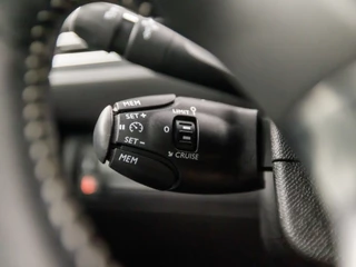 Peugeot 308 Peugeot 308 SW 1.2 PureTech Sport (PANORAMADAK, APPLE CARPLAY, GROOT NAVI, PARKEERSENSOREN, GETINT GLAS, SPORTSTOELEN, LANE ASSIST, CRUISE, NIEUWE APK, NIEUWSTAAT) - afbeelding nr 21