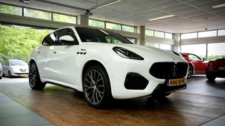 Maserati Grecale 2.0 MHEV Modena | 21 inch | 330 PK | | Performance pack |