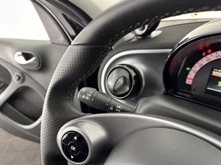 Smart Forfour (INCL-BTW) *COMFORT-SEATS | CARPLAY  | AIRCO | CRUISE | MICROFIBRE | PDC | 16''ALU* - afbeelding nr 18