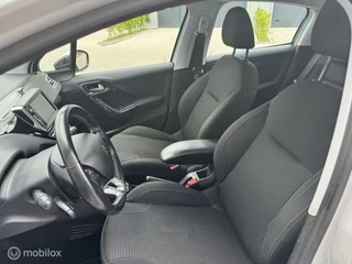 Peugeot 208 Peugeot 208 1.2 PureTech 2016 Distributieriem vervangen Navi - afbeelding nr 28
