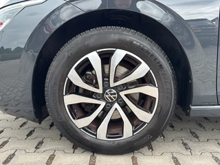 Volkswagen Golf Volkswagen Golf 1.5 TSI LIFE NAVI/ACC/PDC/CARPLAY/STOEL-STUURVERW - afbeelding nr 9