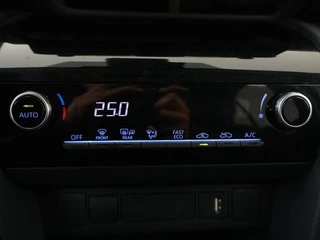 Toyota Yaris Cross Toyota Yaris Cross 1.5 Hybrid Active | Navi | Adapt. Cruise | Achteruitrijcamera - afbeelding nr 21