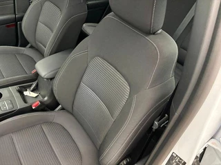 Ford Kuga Ford Kuga 2.5 PHEV Titanium 225pk | Driver Assistance Pack | Winterpack | Wegklapbare Trekhaak | All Season Michelin Cross Climate | 1.500kg Trekgewicht - afbeelding nr 10