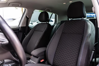 Volkswagen Golf Volkswagen Golf 1.0 TSI Join|LED|STOELVW|17''|NAVI|PDC|BT - afbeelding nr 10