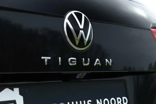 Volkswagen Tiguan Volkswagen Tiguan 1.5 TSI / 2x R-Line / Black Style / Virtual Cockpit / Camera / Matrix LED / Trekhaak / 19