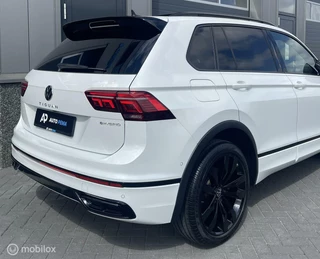 Volkswagen Tiguan Volkswagen Tiguan 1.4 TSI eHybrid 245PK 3xR-Line/HU - afbeelding nr 28