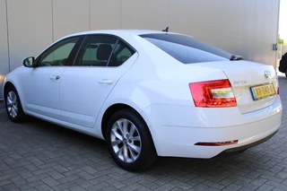 Škoda Octavia Škoda Octavia 1.0 TSI Greentech Ambition Business Clima|Navi|Lm-Velgen|Cruise|Audio|CV - afbeelding nr 3