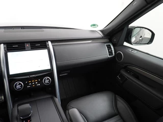 Land Rover Discovery Land Rover Discovery 3.0 D300 R-Dynamic SE 7p. NIEUW MODEL | PANO | 360 CAMERA | 7 PERSOONS - afbeelding nr 32