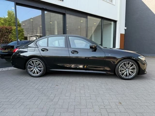 BMW 3 Serie BMW 3 Serie 320i M-Sport,1e Eig,Half Leer,LED,Carplay,Dealer OH,Lane Ass., - afbeelding nr 26
