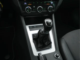 Škoda Octavia *NAVI-FULLMAP | AMUNDSEN-AUDIO | ECC | CRUISE | DAB | APP-CONNECT | PDC | 1/2-LEATHER | COMFORT-SEATS | 16'' ALU* - afbeelding nr 12