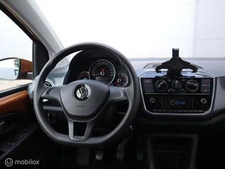 Volkswagen up! Volkswagen Up! 1.0 15 inch lmv Airco Bluetooth DAB - afbeelding nr 4