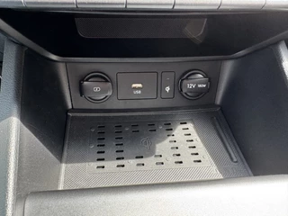 Hyundai Kona Hyundai Kona 1.6 GDI HEV Premium | Trekhaak 1350kg! | Leder | Navigatie | Sto - afbeelding nr 30
