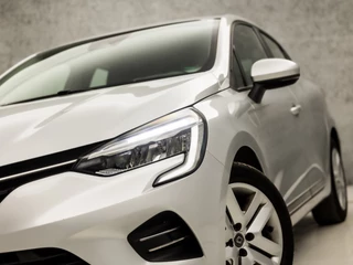 Renault Clio (NIEUW MODEL, APPLE CARPLAY, GROOT NAVI, PARKEERSENSOREN, GETINT GLAS, SPORTSTOELEN, CRUISE, LED KOPLAMPEN, NIEUWE APK, NIEUWSTAAT) - afbeelding nr 15
