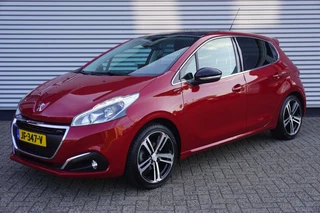 Peugeot 208 Peugeot 208 1.2 PureTech GT-line / 1e eig. / Pano / Trekhaak / Navi / Clima / Carplay / DAB+ - afbeelding nr 3