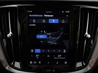 Volvo S60 Volvo S60 T6 PLUG-IN HYBRID LONG RANGE PLUS DARK SCHUIFDAK 19INCH HARMAN K - afbeelding nr 29