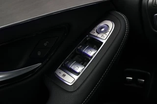Mercedes-Benz GLC Mercedes-Benz GLC-klasse 300e 4MATIC AMG - CAMERA - SFEERVERLICHTING - afbeelding nr 24