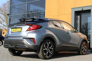 Toyota C-HR Toyota C-HR 2.0 Hybrid Style Luxury | JBL | Camera | Navi - afbeelding nr 10