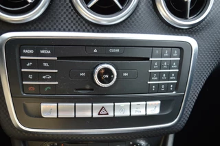 Mercedes-Benz A-Klasse Mercedes A-klasse 160 Ambition AMG Styling/Carplay/Pdc/Mooi! - afbeelding nr 16