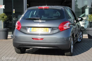 Peugeot 208 Peugeot 208 1.2 VTi Allure/Navi/Pdc/All season/ - afbeelding nr 14