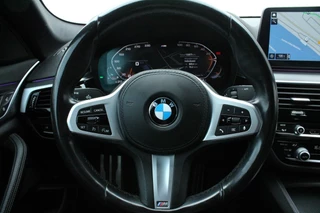BMW 5 Serie BMW 5-serie 520i M-SPORT LASER MEMORY LEDER CAMERA SFEERVERLICHTING - afbeelding nr 32