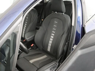 BMW 2 Serie BMW 2-serie Active Tourer 218d | Panoramadak | Sportstoelen | Trekhaak |  Full LED | Climate control | Parkeerhulp | Cruise control | Bluetooth - afbeelding nr 7