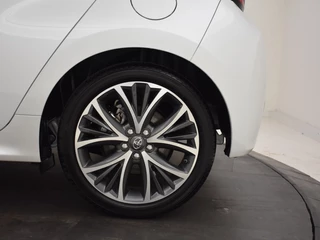 Toyota Yaris Toyota Yaris 1.5 Hybrid 130 Executive | Stuur en Stoelverwarming | PDC V+A | - afbeelding nr 8