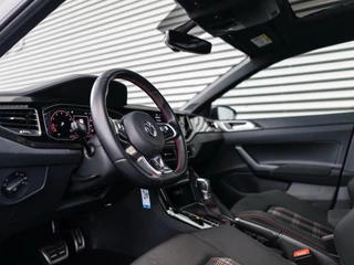 Volkswagen Polo Volkswagen POLO 2.0 TSI GTI Pano Navi Blindspot PDC CarPlay - afbeelding nr 10