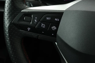 SEAT Leon SEAT Leon 1.0 TSI FR Launch Edition | Carplay |  Stoel & stuurverwarming | Adaptive cruise | Camera | Full LED | Keyless | Navigatie | Park Assist - afbeelding nr 14
