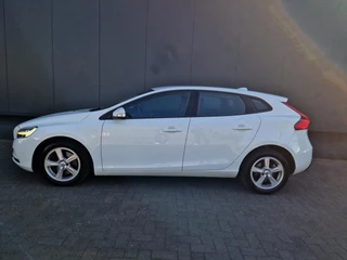 Volvo V40 Volvo V40 2.0 T2 /88dkm /12maanden garantie - afbeelding nr 2
