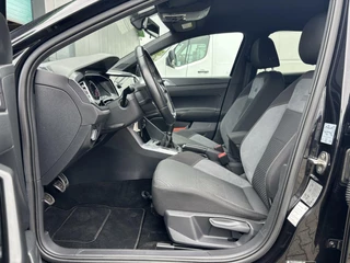 Volkswagen Polo Volkswagen Polo 1.0 TSI Highline Business (3x) R-Line AppleCarPlay/ AndroidAuto/ Adaptieve Cruise Control/ 'Sport Select' onderstel/ 17
