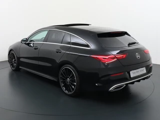 Mercedes-Benz CLA Mercedes-Benz CLA Shooting Brake 200 AMG // Panoramadak // Sfeerverlichting // Privacy Glas // 19