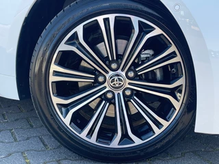 Toyota Corolla Touring Sports Toyota Corolla Touring Sports 2.0 Hybrid Team D | CarPlay | Camera | ACC | LED | Keyless | DAB+ - afbeelding nr 8